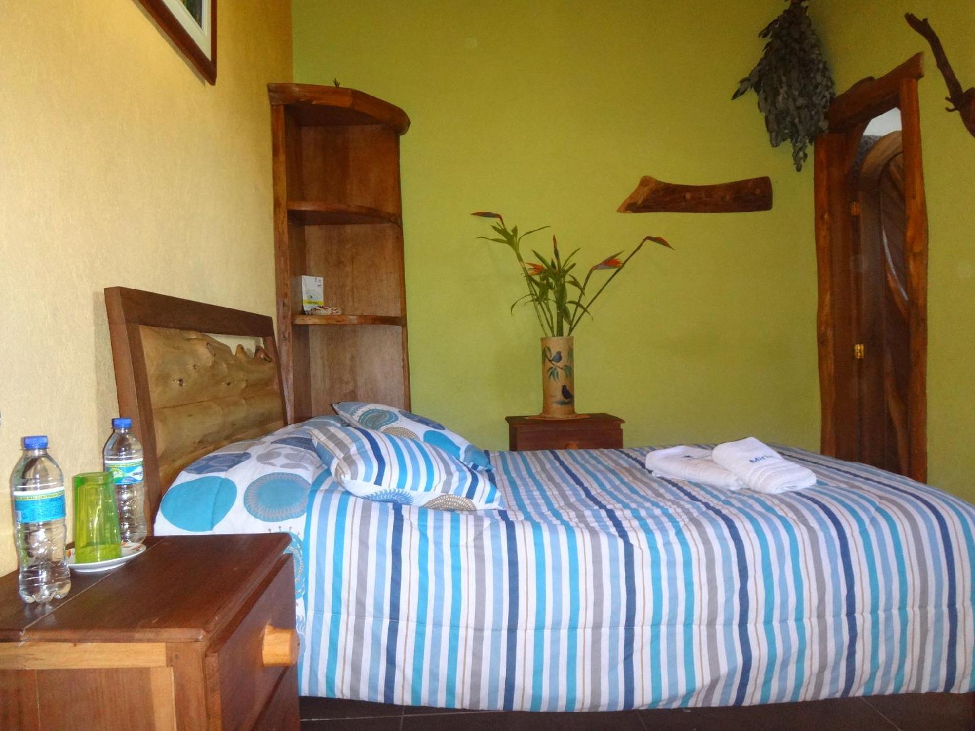 Zaysant Ecolodge Puembo Екстер'єр фото